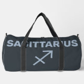 名前をカスタムする/文字〔占星術の〕十二宮図標識射手座 ダッフルバッグ (正面)