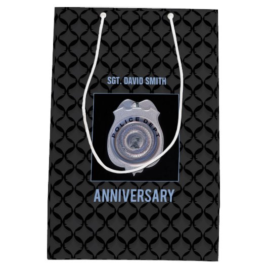 名前をカスタムする、警察署との記念日 ミディアムペーパーバッグ (裏面)