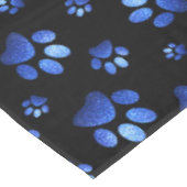 名前をカスタムする、青グリッター犬の足 テーブルクロス (アングル)