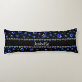 名前をカスタムする、青グリッター犬の足 ボディピロー (裏面)