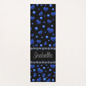 名前をカスタムする、青ハートグリッターパターン ヨガマット (正面)