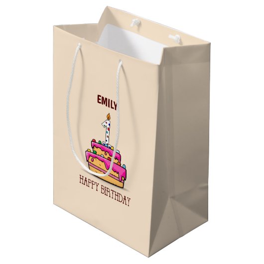 名前をカスタムする、1歳の誕生日、甘いピンクケーキ ミディアムペーパーバッグ (正面アングル)