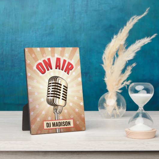 名前をカスタムする「On Air」マイクドアハンガー フォトプラーク (側面)