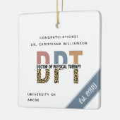 名前をカスタムするDPTドクターオブフィジカルセラピーシック セラミックオーナメント (左)