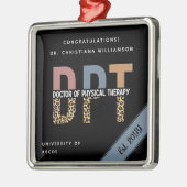 名前をカスタムするDPTドクターオブフィジカルセラピーシック メタルオーナメント (左)