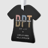 名前をカスタムするDPTドクターオブフィジカルセラピーチータ オーナメント (正面)