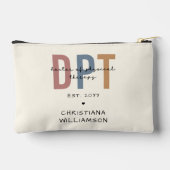 名前をカスタムするDPTドクター・オブ・フィジカルセラピー アクセサリーポーチ (裏面)