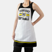 名前をパーソナライズされた追加ソフトボール選手の多様性チーム エプロン (インサイチュ)