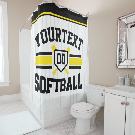 名前をパーソナライズされた追加ソフトボール選手の多様性チーム シャワーカーテン (インサイチュ)