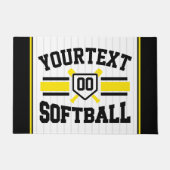 名前をパーソナライズされた追加ソフトボール選手の多様性チーム ドアマット (正面)