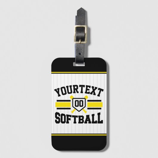名前をパーソナライズされた追加ソフトボール選手の多様性チーム ラゲッジタグ (正面縦)