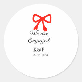 名前を刻んだ真っ赤なリボンのモダンなテキスト ラウンドシール