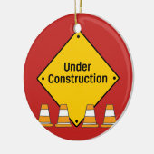 名前を持つ円錐と建築下 セラミックオーナメント (左)