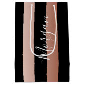 名前を白の縦書きで、ローズゴールドとブラックのストライプに ミディアムペーパーバッグ (裏面)