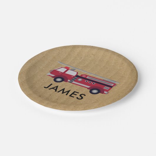 名前を追加する赤い消防車パーソナライズされた ペーパープレート (アングル)