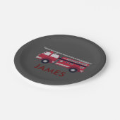 名前を追加する赤い消防車パーソナライズされた ペーパープレート (アングル)