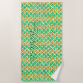 名前を追加グリーン&金ゴールドマーメイドはかりで測ビーチタオル ビーチタオル (正面)