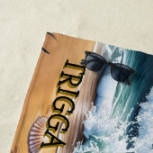 名前を追加，黄金のラブラドールドッグ走の波の ビーチタオル (インサイチュ)