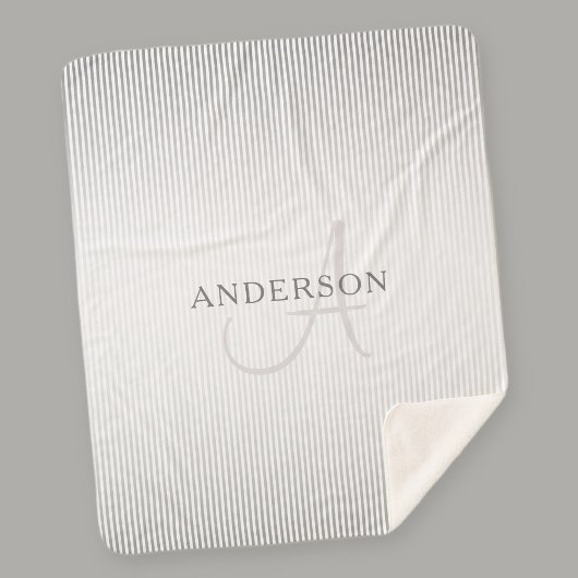 名前エレガントモノグラムと薄い灰色のグラデーションストライプ シェルパブランケット