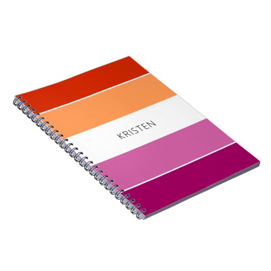 名前カスタム付きレズストライプビアン国旗の色 ノートブック (右側)