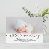 名前スクリプトハートフォトブラックニュートラルベビー誕生 案内状 (スタンド正面)