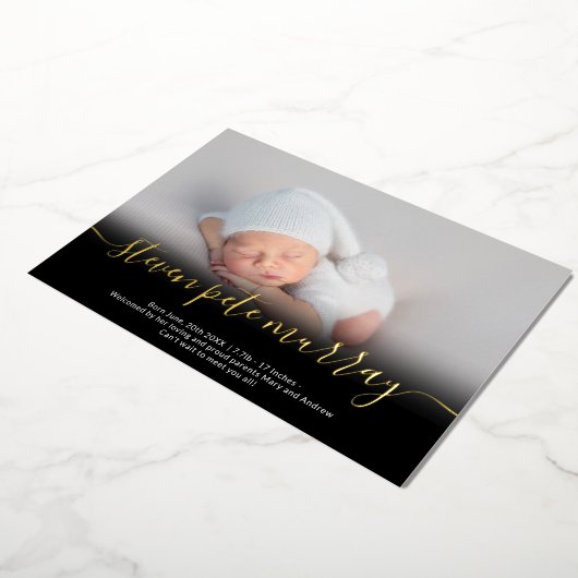 名前スクリプト金ゴールド写真ベビーの誕生発表 箔招待状 (回転した状態)