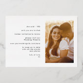 名前スタイリッシュ写真モダン金ゴールド救日付 箔招待状 (裏面)