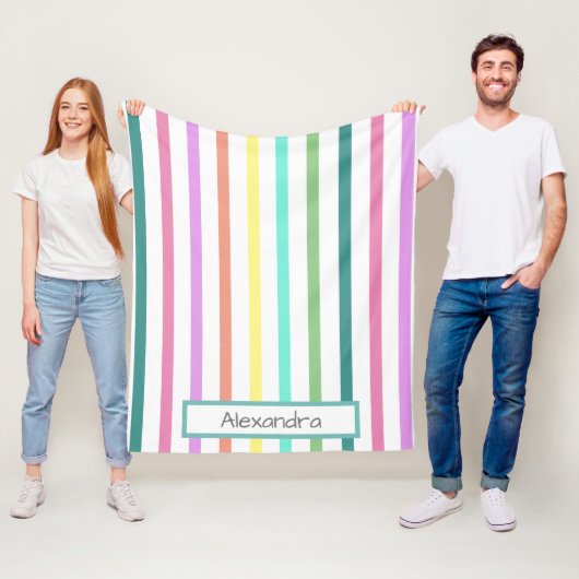 名前ストライプ付きレインボー フリースブランケット (インサイチュ)