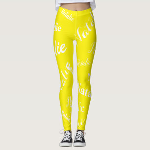 名前タイポグラフィパーソナライズされたフォント(明るい黄色) レギンス