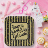 名前ハッピーバースデーブラック/金ゴールドストライプパターン ペーパープレート (パーティー)