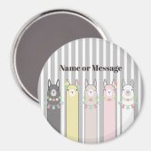 名前パーソナライズされたかわいいレトロラカラフルマス マグネット (正面/裏面)