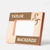 名前パーソナライズされたとアンパサンドの結合 レーザー彫刻フレーム (左)