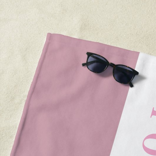 名前パーソナライズされたまたは文字ギフト ビーチタオル (インサイチュ)