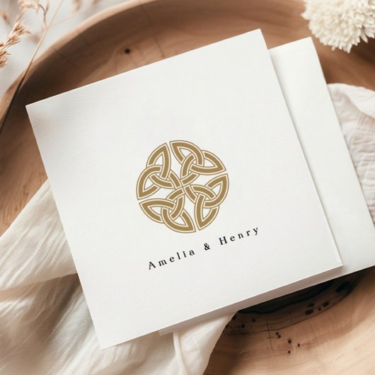 名前パーソナライズされたアイリッシュケルト結び目模様金ゴールド結婚 スタンダードカクテルナプキン