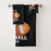 名前パーソナライズされたアメリカンフットボールの炎スポーツ バスタオルセット (インサイチュ)