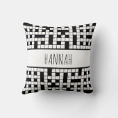 名前パーソナライズされたクロスワードパズルパターン クッション (裏面)
