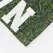 名前パーソナライズされたグリーングラスのサッカー少年 フリースブランケット (角)