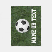 名前パーソナライズされたグリーングラスのサッカー少年 フリースブランケット (正面)