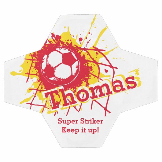 名前パーソナライズされたサッカーのストライクゴール赤グラフィック サッカーボール (フラット)