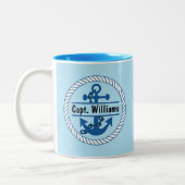 名前パーソナライズされたネイビーブルー航海のいかりマリン ツートーンマグカップ (左)