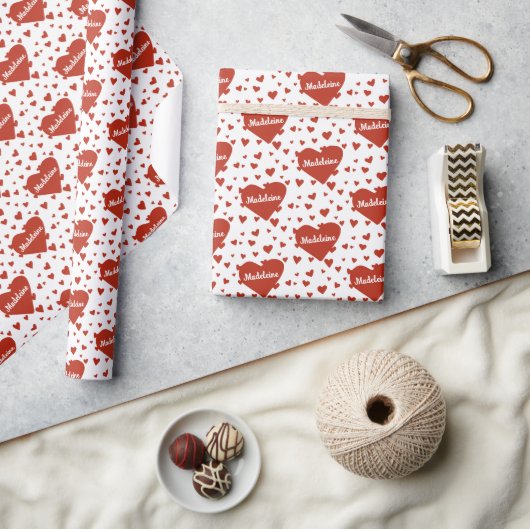 名前パーソナライズされたバレンタインのギフトラップ ラッピングペーパー (クラフト)
