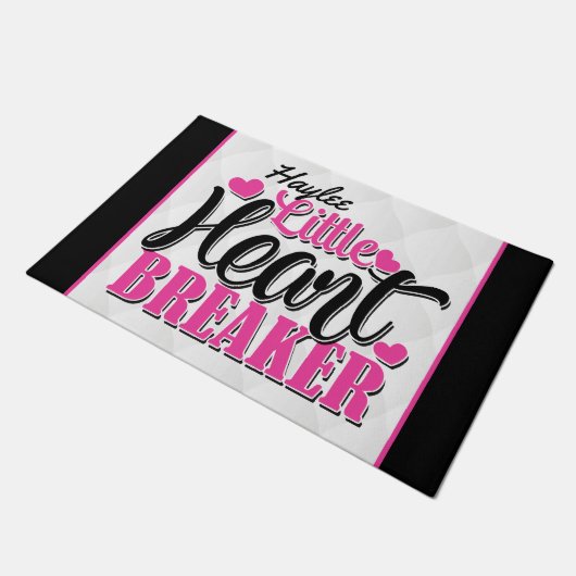名前パーソナライズされたピンクの小さなハートブレーカー ドアマット (アングル)