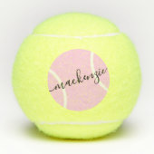 名前パーソナライズされたピンクガーリーデザイン テニスボール (正面)
