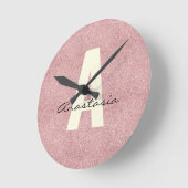 名前パーソナライズされたピンクロセゴールドグリッター ラウンド壁時計 (傾斜)