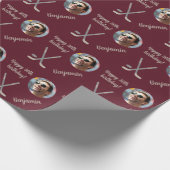 名前パーソナライズされたフォトエイジスポーツホッケー誕生日 ラッピングペーパー (角)