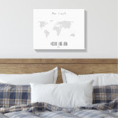 名前パーソナライズされたプッシュピンのワールドマップ – 私たちの旅行 キャンバスプリント (インサイチュ (寝室))