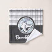 名前パーソナライズされたモダンタータンチェック氷スケートで滑る バスタオルセット (ウォッシュタオル)