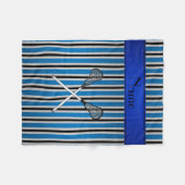 名前パーソナライズされたラクロスブルー銀ストライプ色 フリースブランケット (正面(横))