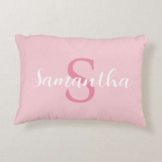 名前パーソナライズされた付きピンクピローイニシャル アクセントクッション (裏面)