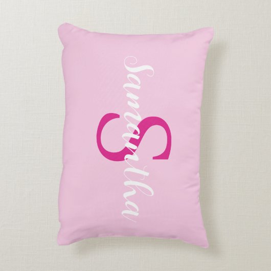 名前パーソナライズされた付きホットピンク枕イニシャル アクセントクッション (裏面(縦))